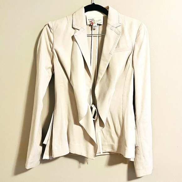 Banana Republic Jackets & Blazers - Banana Republic Soft Light Off-white Blazer Jacket with Pleated Details
